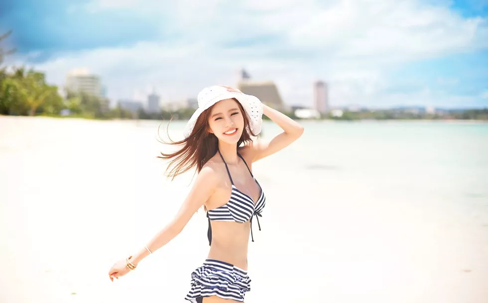 Xgyw.Org_韩国Bongjashop模特女神级别美女海边沙滩性感比基尼写真70P