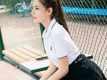 [Toutiao头条女神]No.736_嫩模莎伦网球美少女户外白色运动装黑色短裙性感写真22P